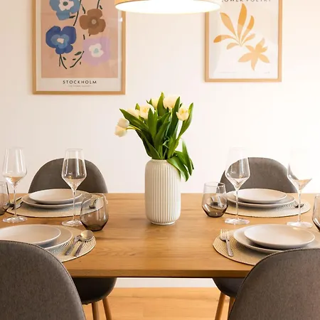 Appartement Lu16 Four - Geraeumig, Stilvoll & Zentral, 10 Min Zur Altstadt - Bema *